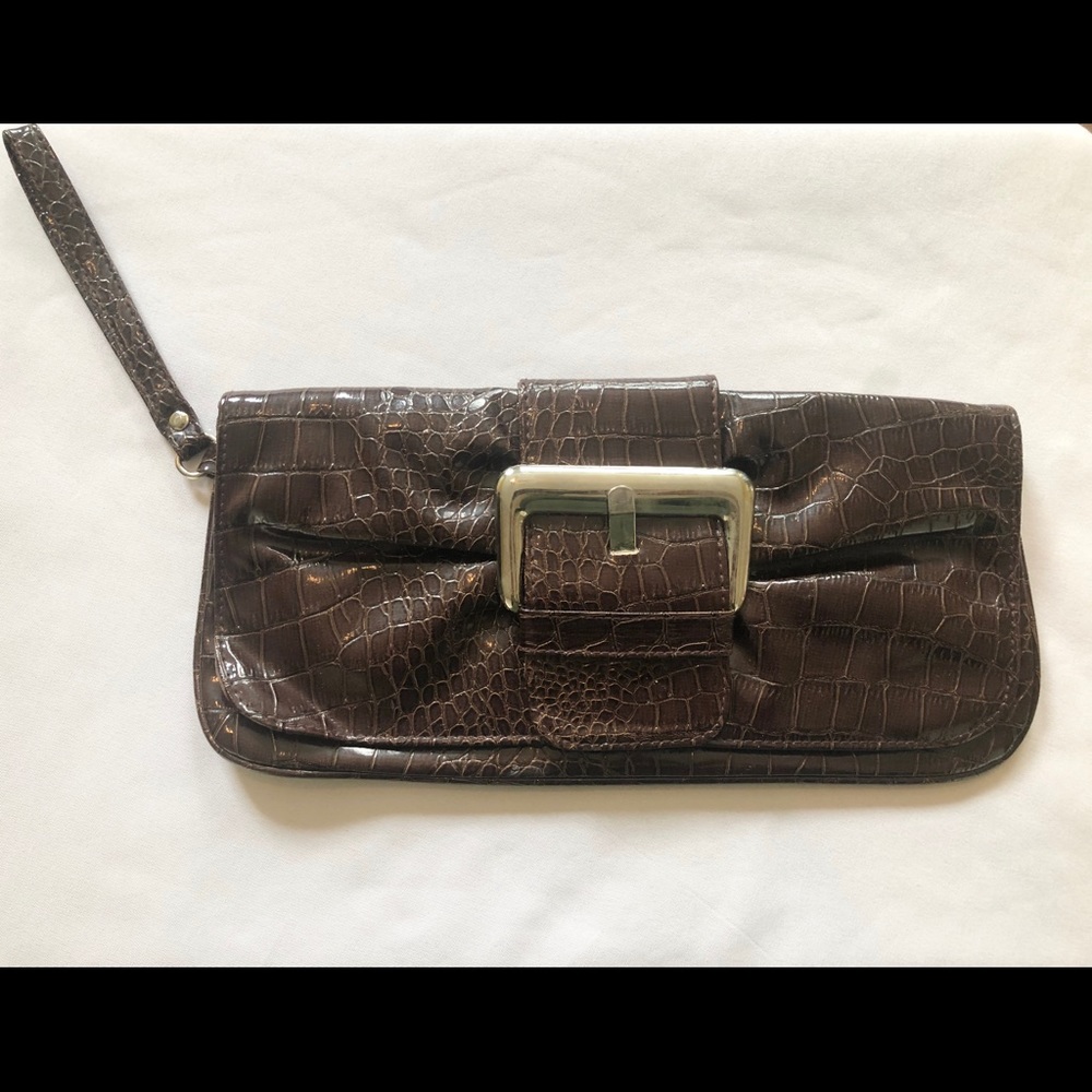 Brown clutch
